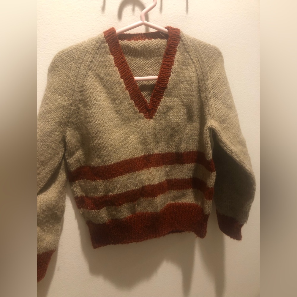 Vintage handmade child’s sweater
